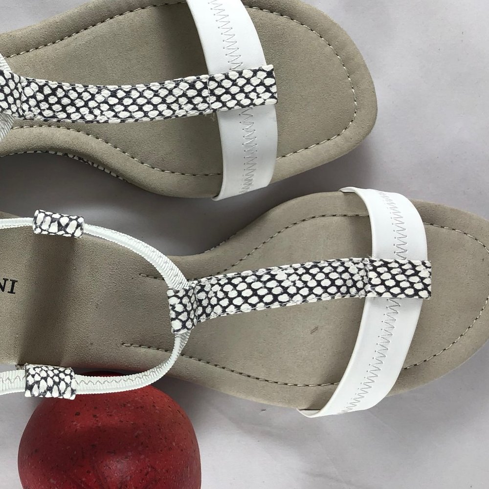 12M | Alfani white wedge snake sandals with 2" heel, never worn